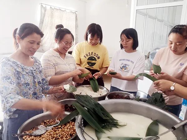 粽子飄香 塞滿幸福 | 騰飛鑄鋼祝大家端午節(jié)安康！